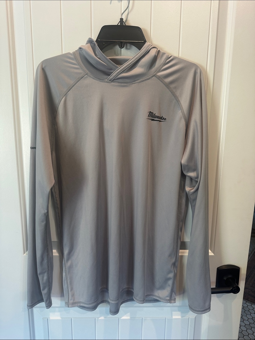 Milwaukee Long-Sleeve Performance Shirt — Light Gray